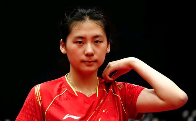 曼联明年还将不得不花巨资买人。